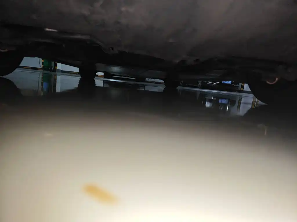 Tesla Model 3 — миниатюра 17