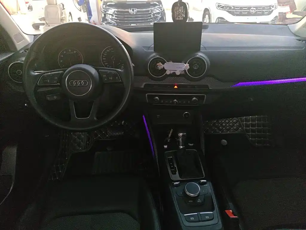 Audi Q2L — миниатюра 10