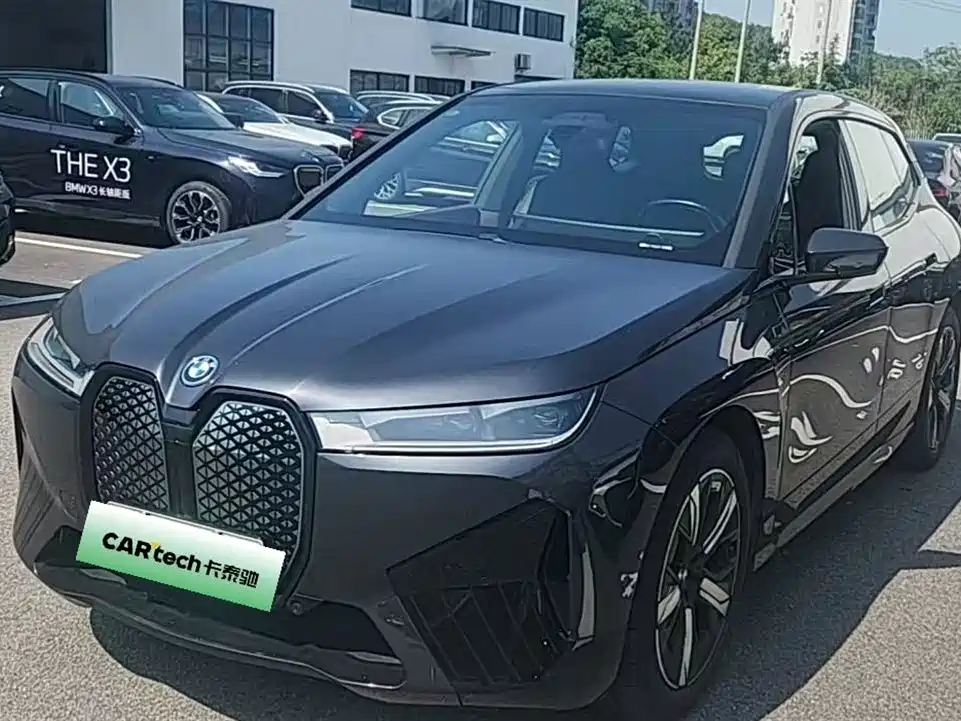 BMW iX 2023