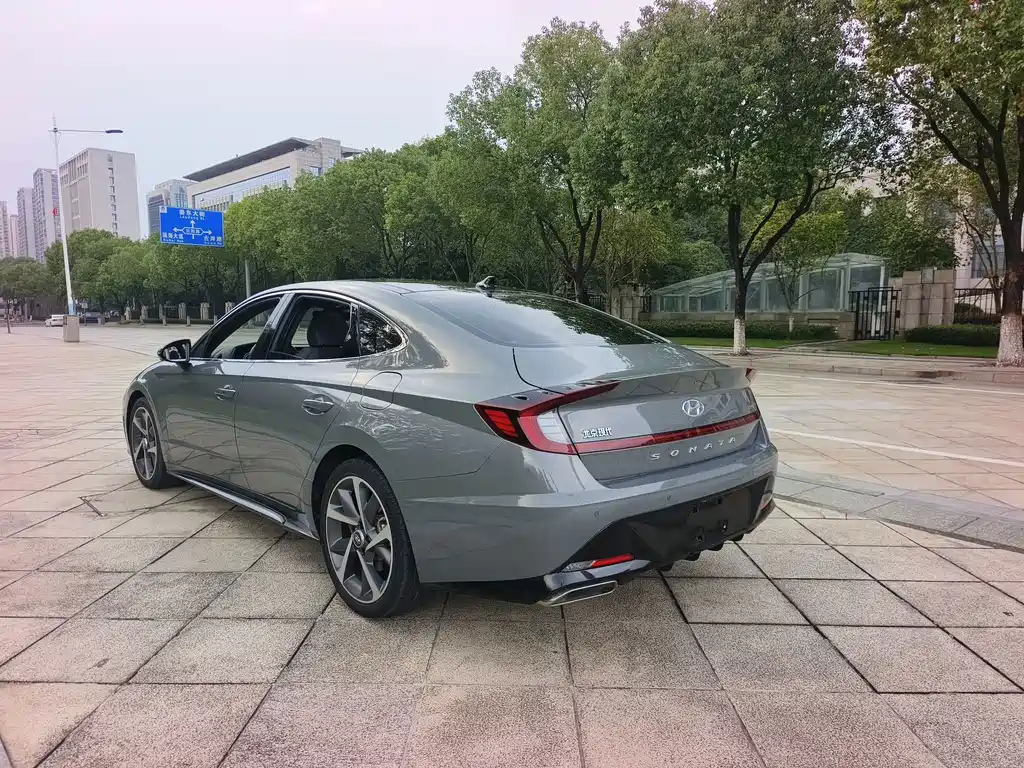 Hyundai Sonata — миниатюра 14