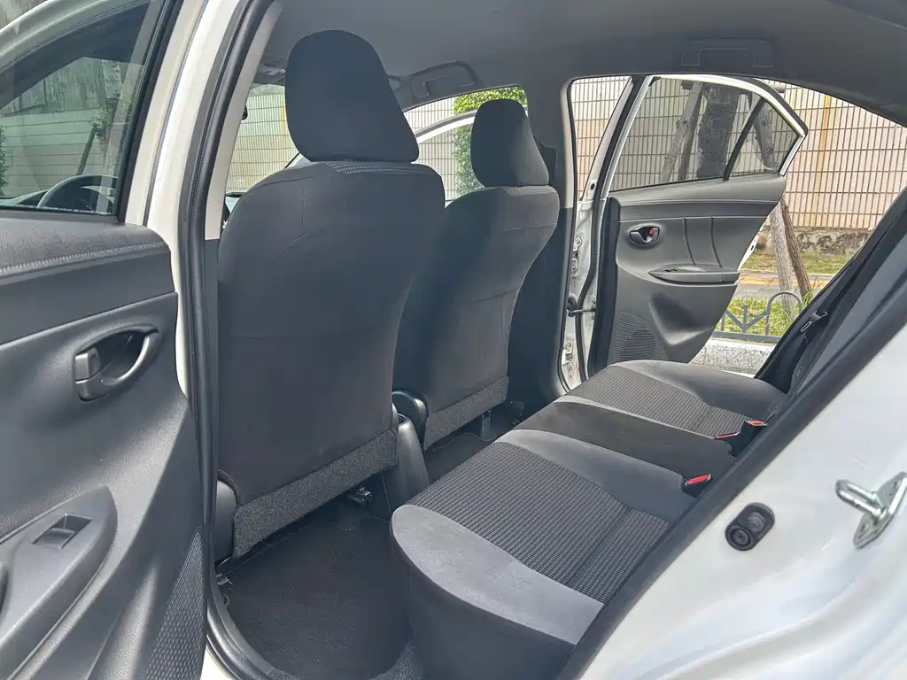 Toyota Vios — миниатюра 6