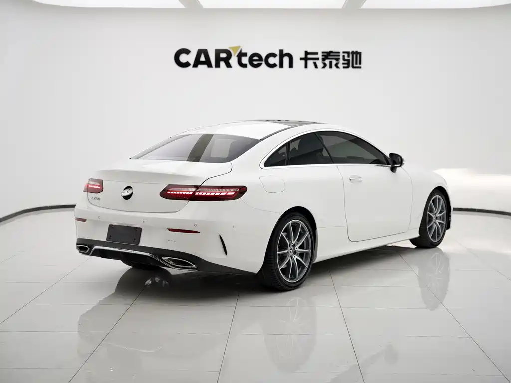 Mercedes-Benz E-Class (Import) — миниатюра 17