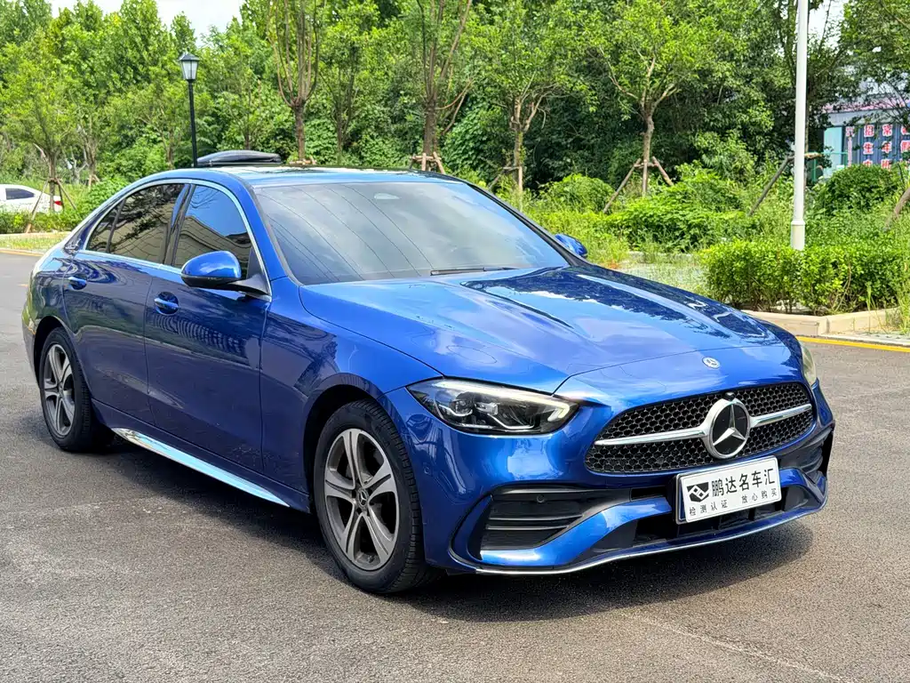 Mercedes-Benz C-Class — миниатюра 3
