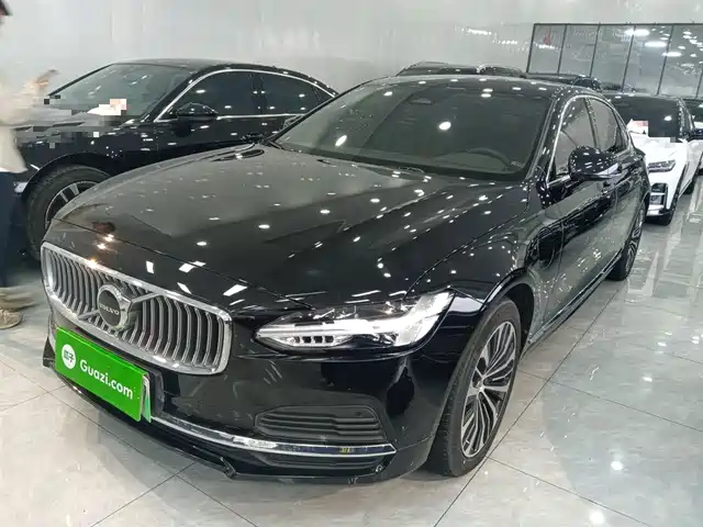 VOLVO  S90 PLUG IN HYBRID 2023