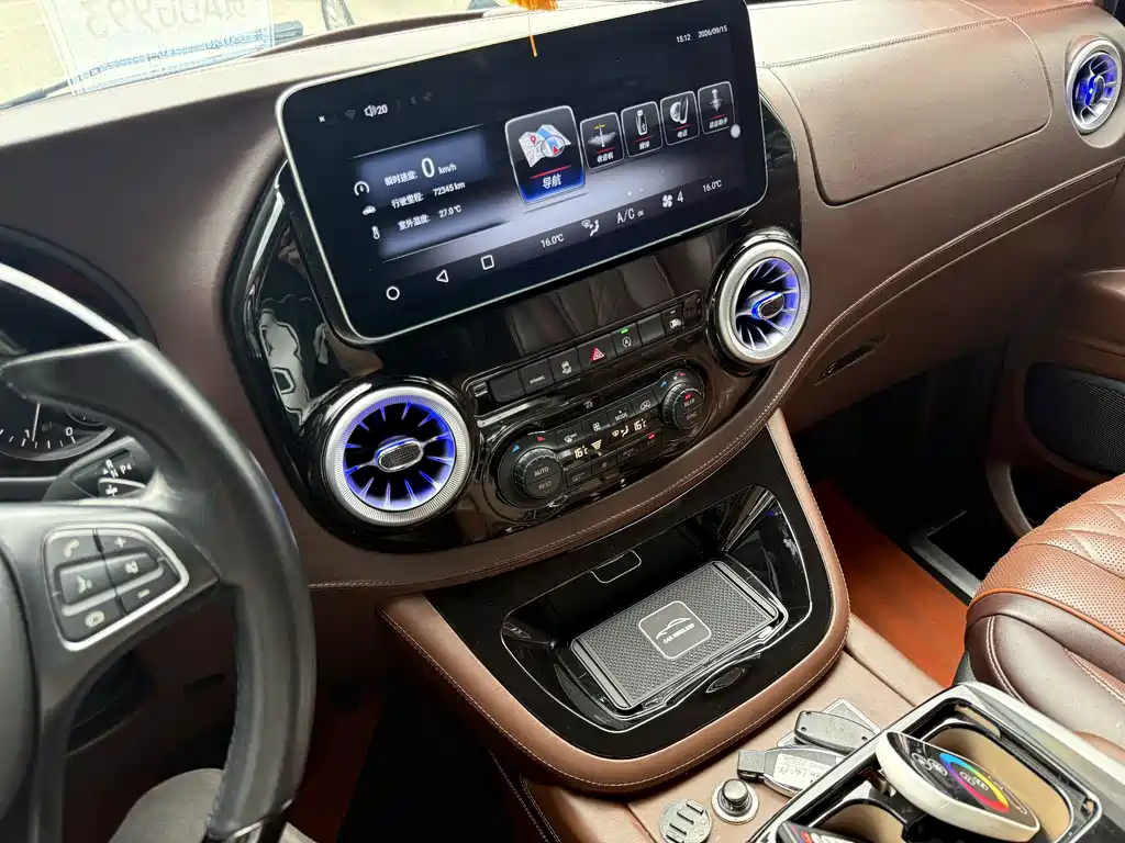 Mercedes-Benz Vito — миниатюра 13