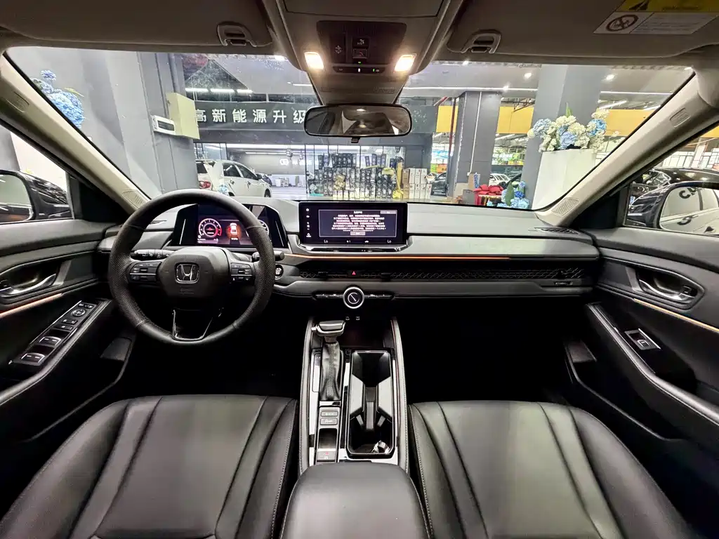 Honda Accord — миниатюра 10