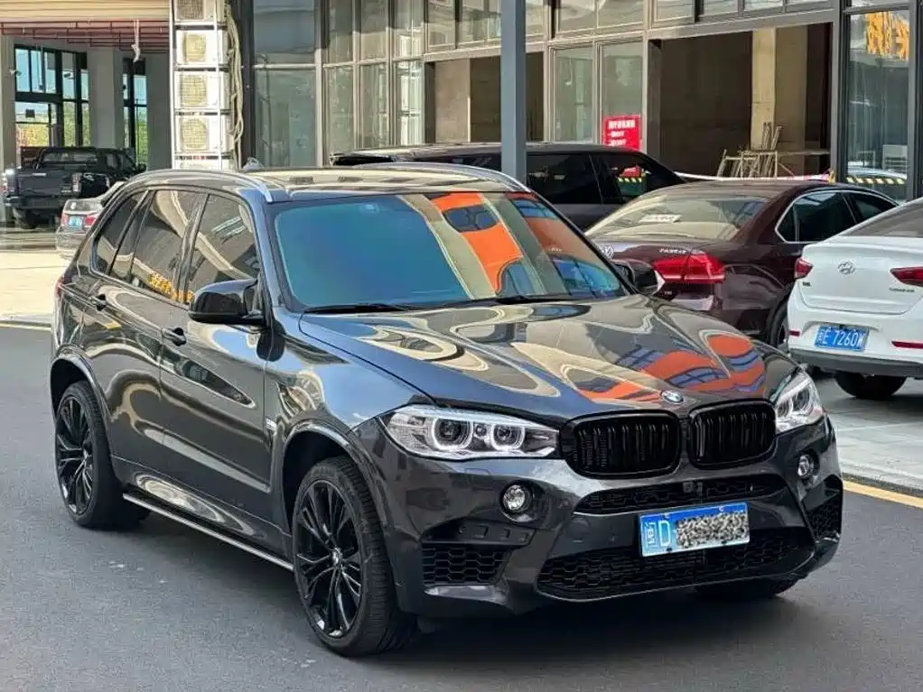 BMW X5 (Import) — миниатюра 3