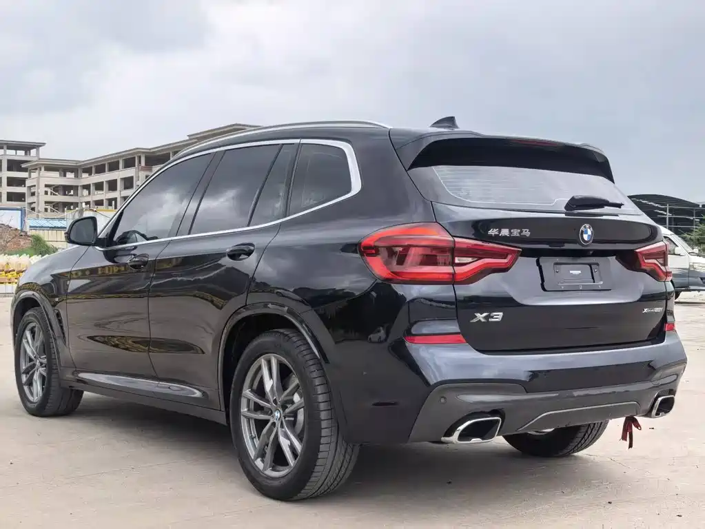 BMW X3 — миниатюра 7