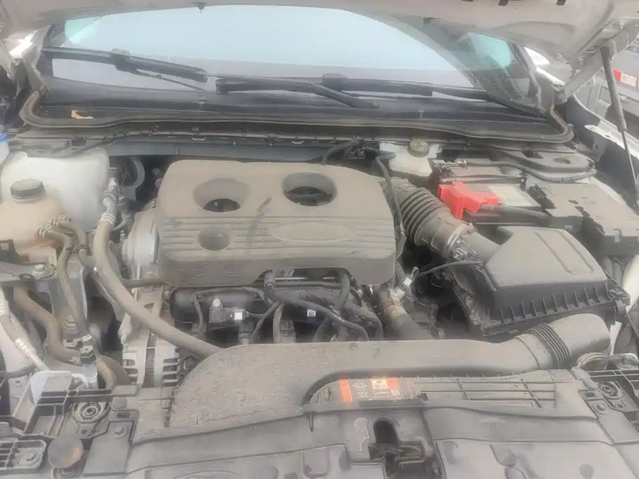 Ford Mondeo — миниатюра 10