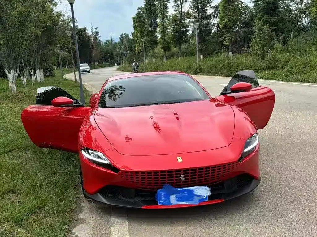 Ferrari Roma 2024