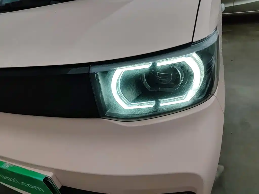 Wuling MINIEV — миниатюра 24