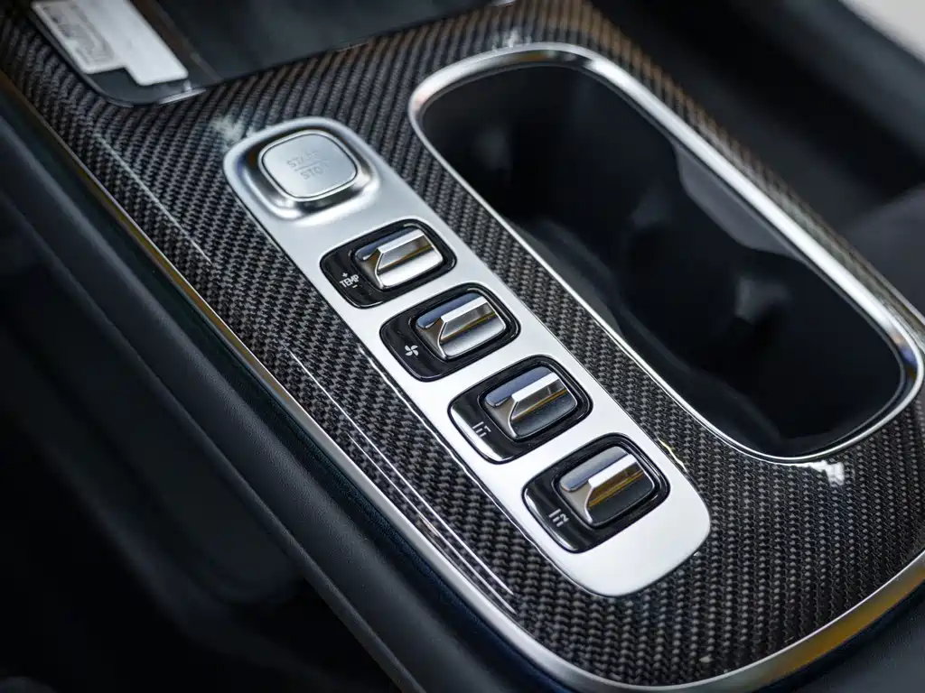 XIAOMI CAR XIAOMI SU7 ULTRA