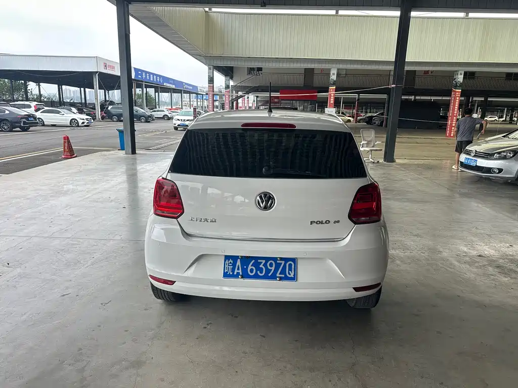 Volkswagen Polo — миниатюра 5