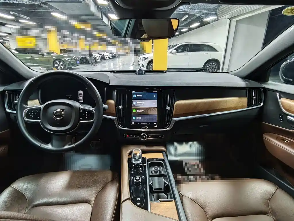 Volvo S90 — миниатюра 4