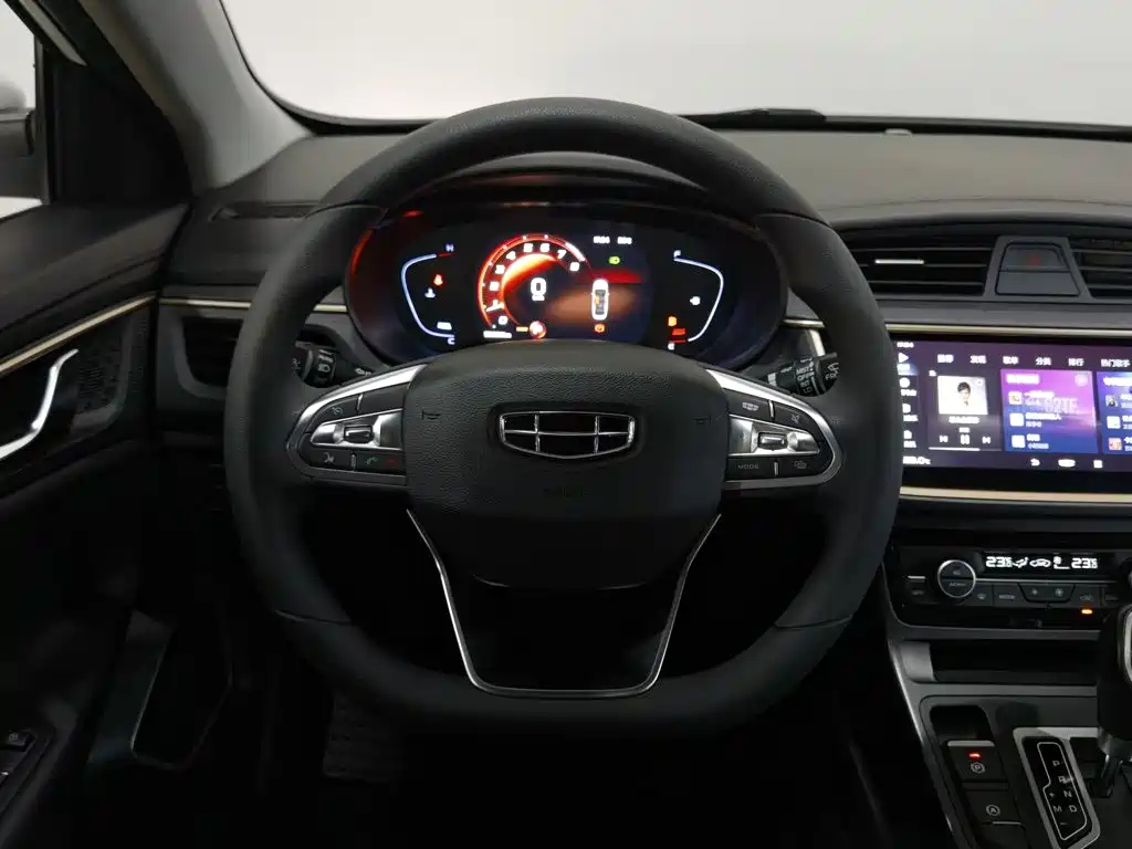 Geely Emgrand GL — миниатюра 11