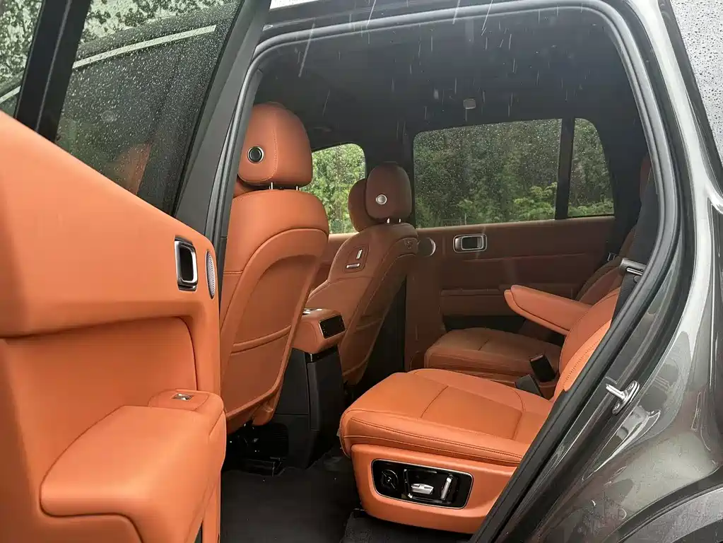 Li Auto Li L8 — миниатюра 23