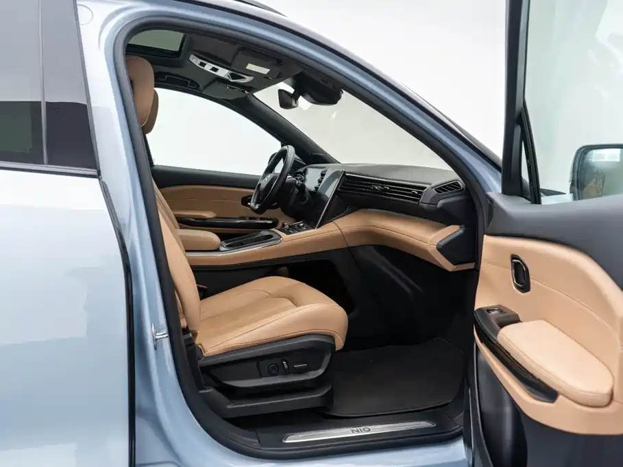 NIO ES6 — миниатюра 25