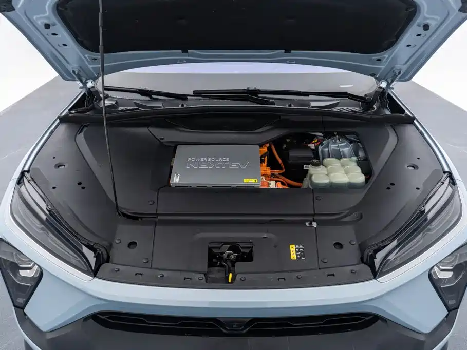 NIO ES6 — миниатюра 26