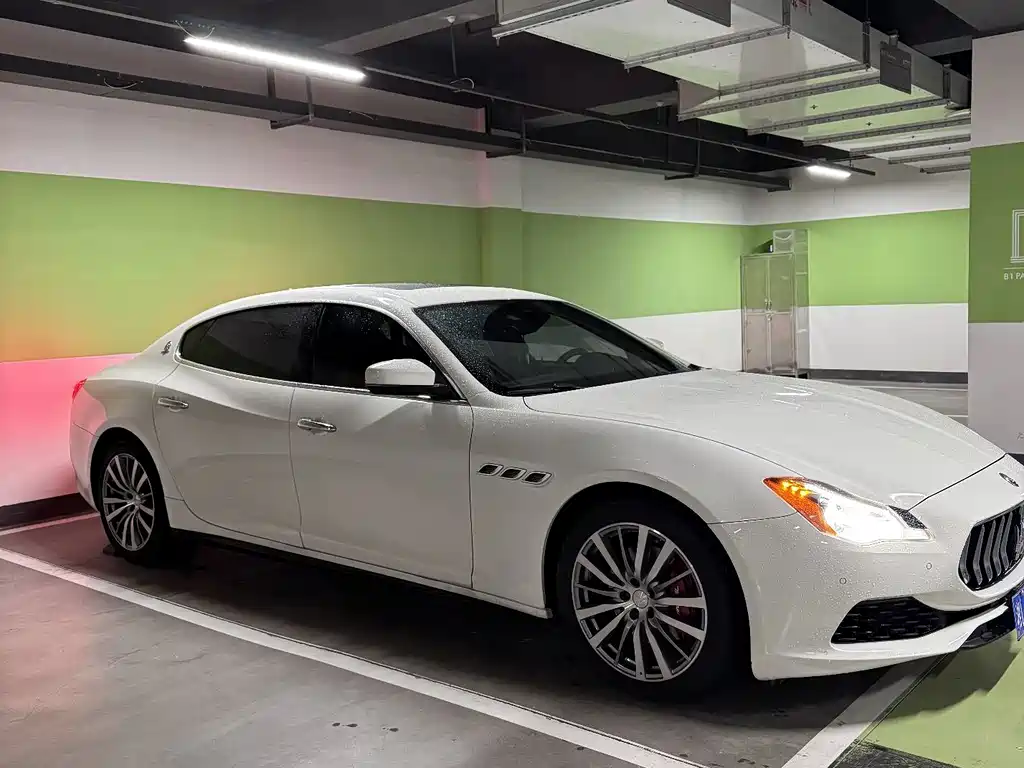 Maserati Quattroporte — миниатюра 3