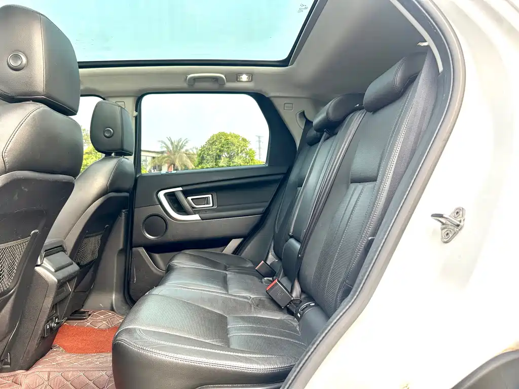 Land Rover Discovery Sport — миниатюра 12