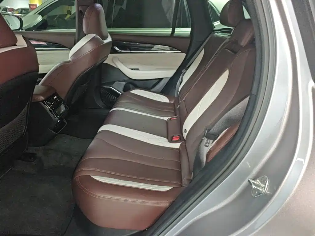 Geely Xingyue L — миниатюра 17