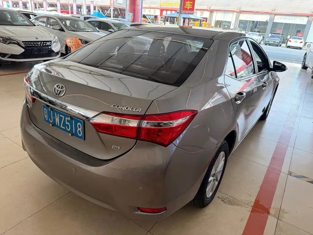 Toyota Corolla — миниатюра 8