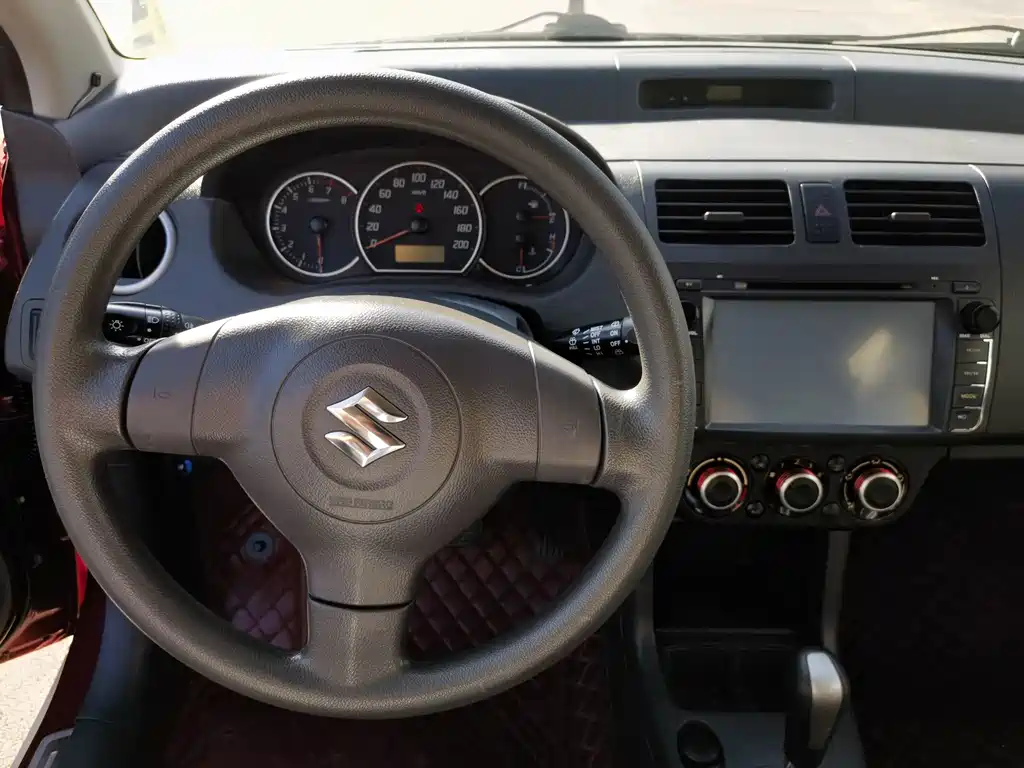 Suzuki Swift — миниатюра 17