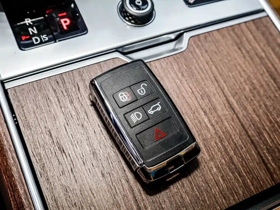 Land Rover Range Rover — миниатюра 19