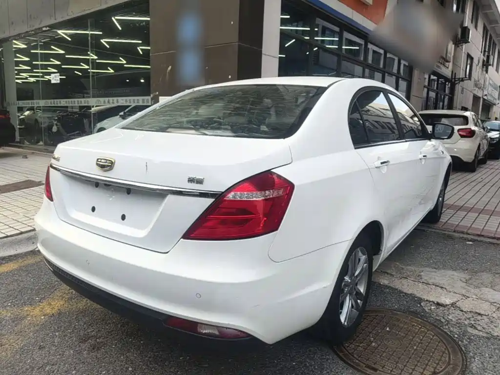 Geely Emgrand — миниатюра 7