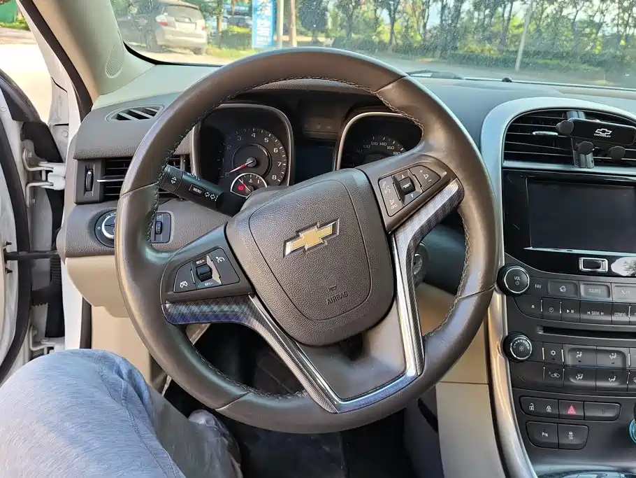 Chevrolet Malibu — миниатюра 15