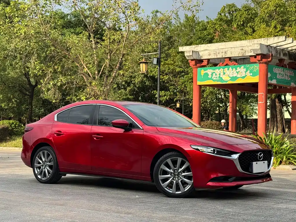 MAZDA 3 ANGKESAILA