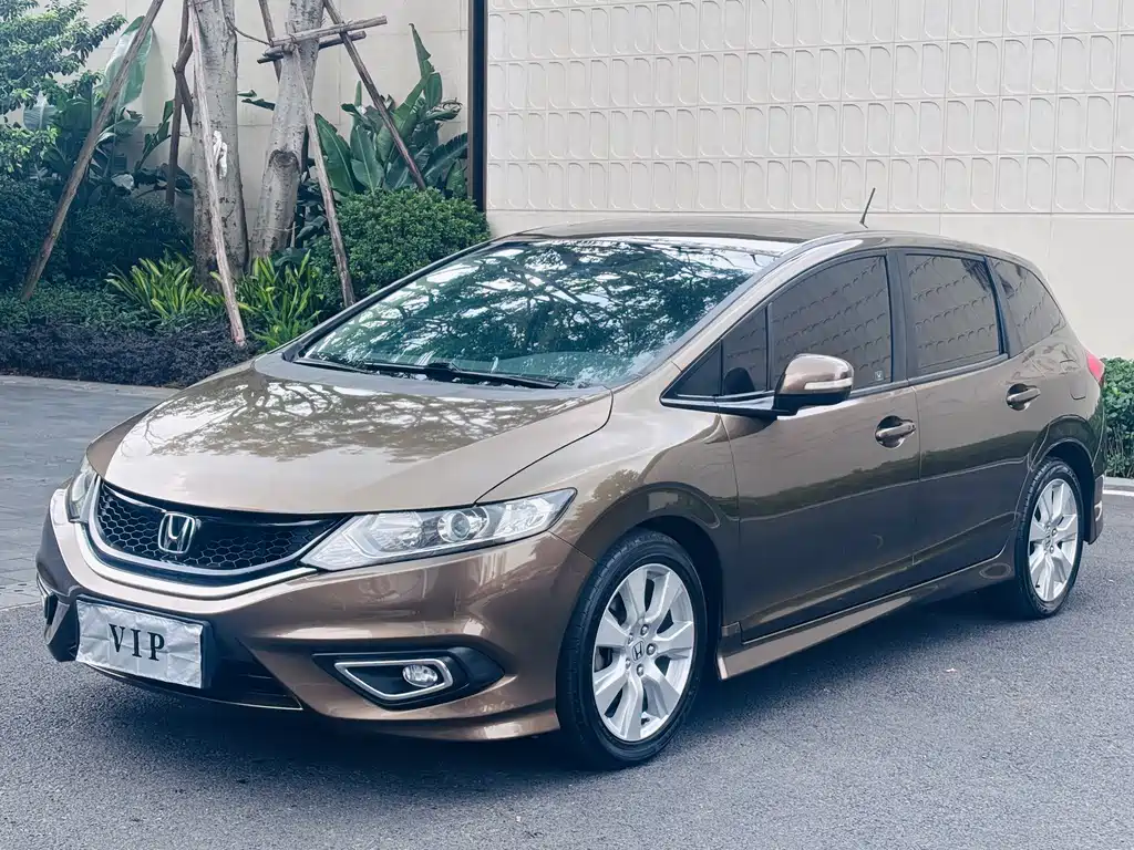 Honda Jade 2016