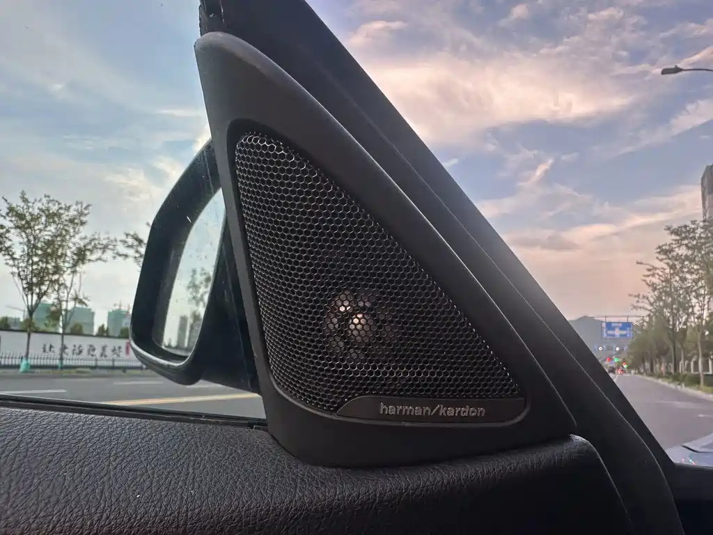 BMW 4 Series — миниатюра 14