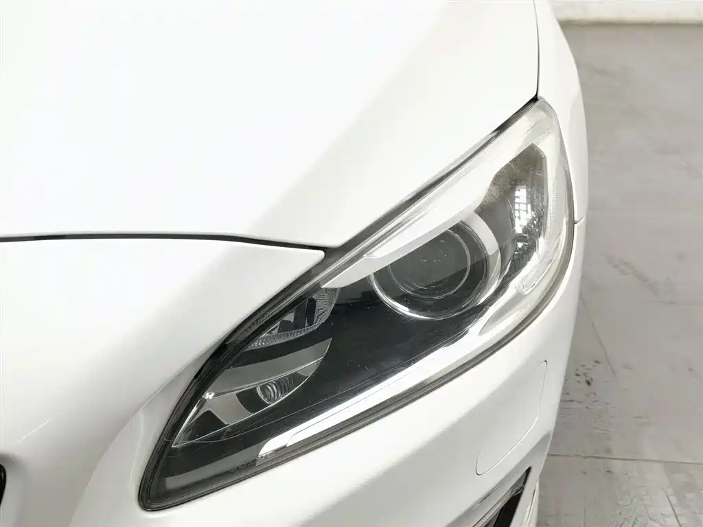 VOLVO S60 PLUG IN HYBRID