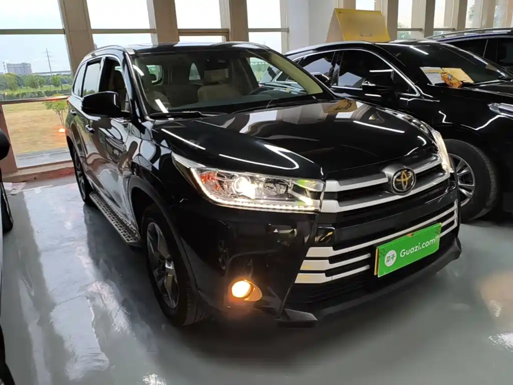 Toyota Highlander — миниатюра 4