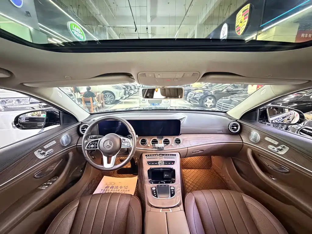 Mercedes-Benz E-Class — миниатюра 8