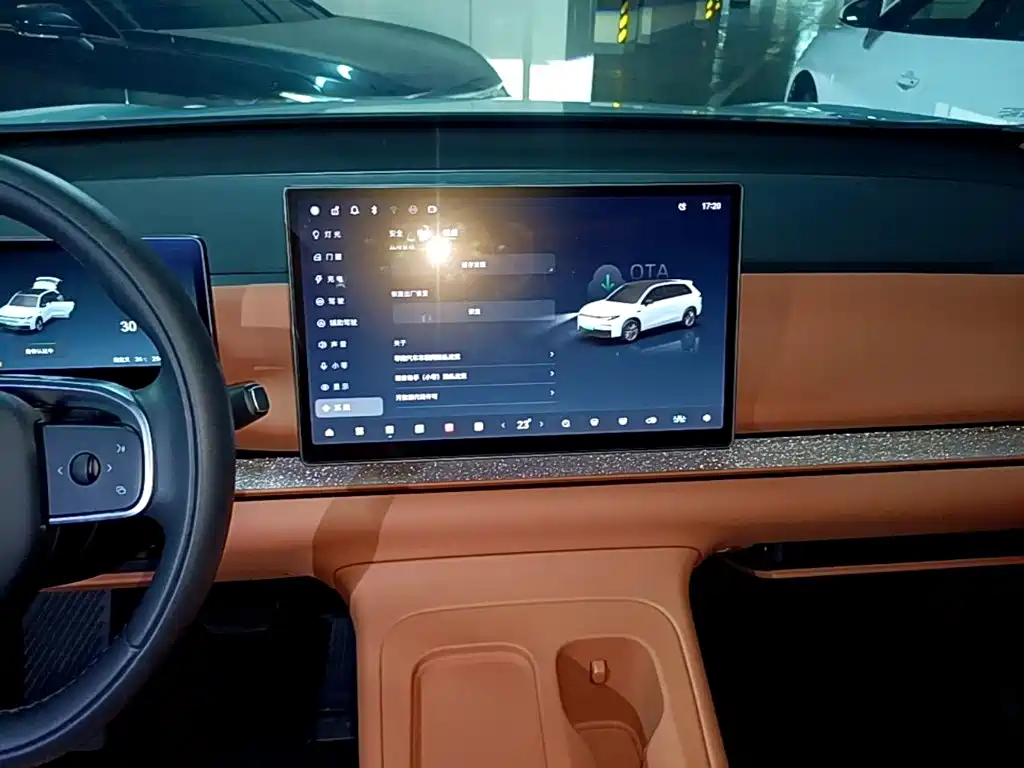 Leapmotor Leapmotor C10 — миниатюра 13