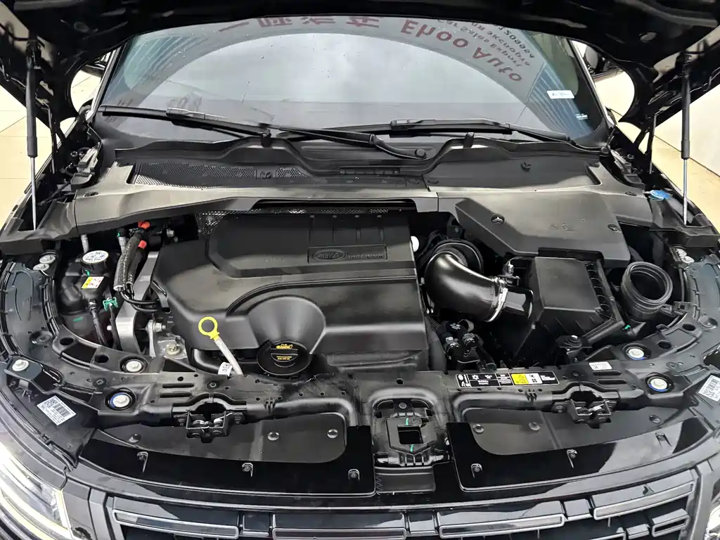 Land Rover Evoque — миниатюра 32