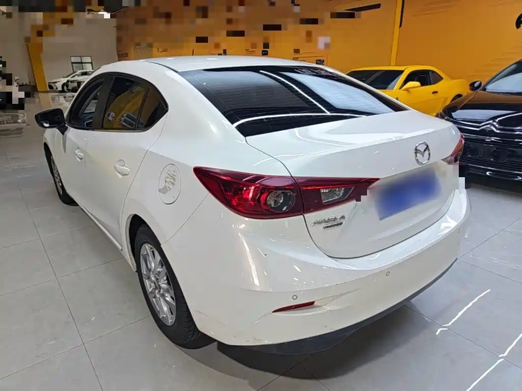 Mazda 3 Axela — миниатюра 23