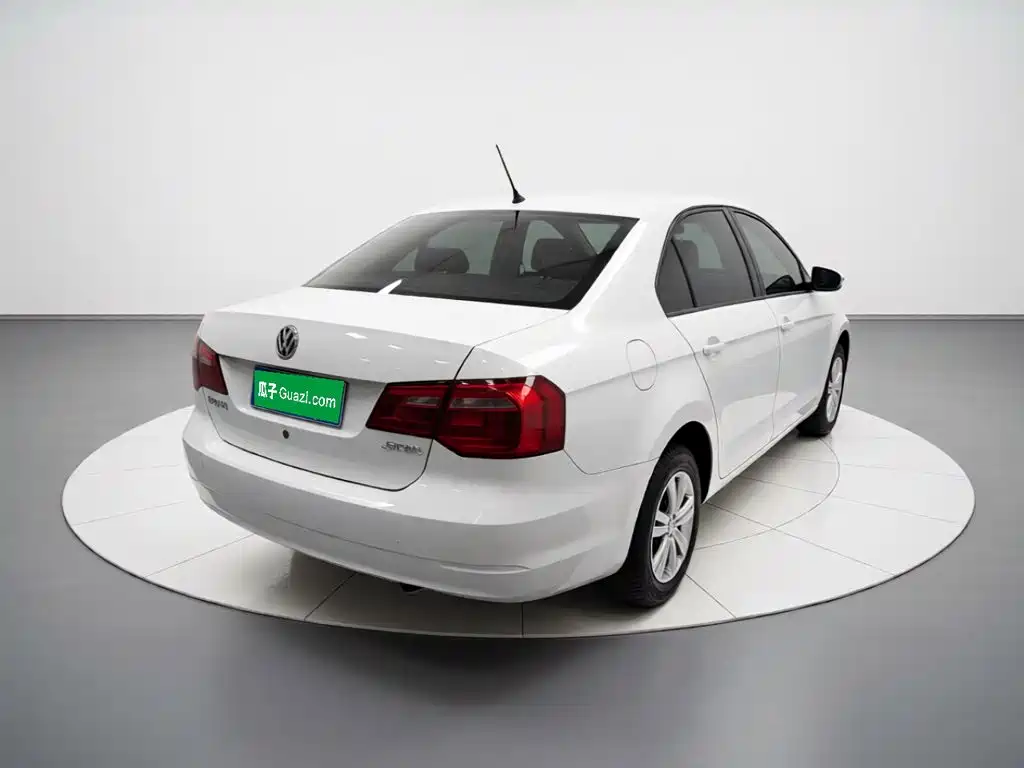 Volkswagen Jetta — миниатюра 6