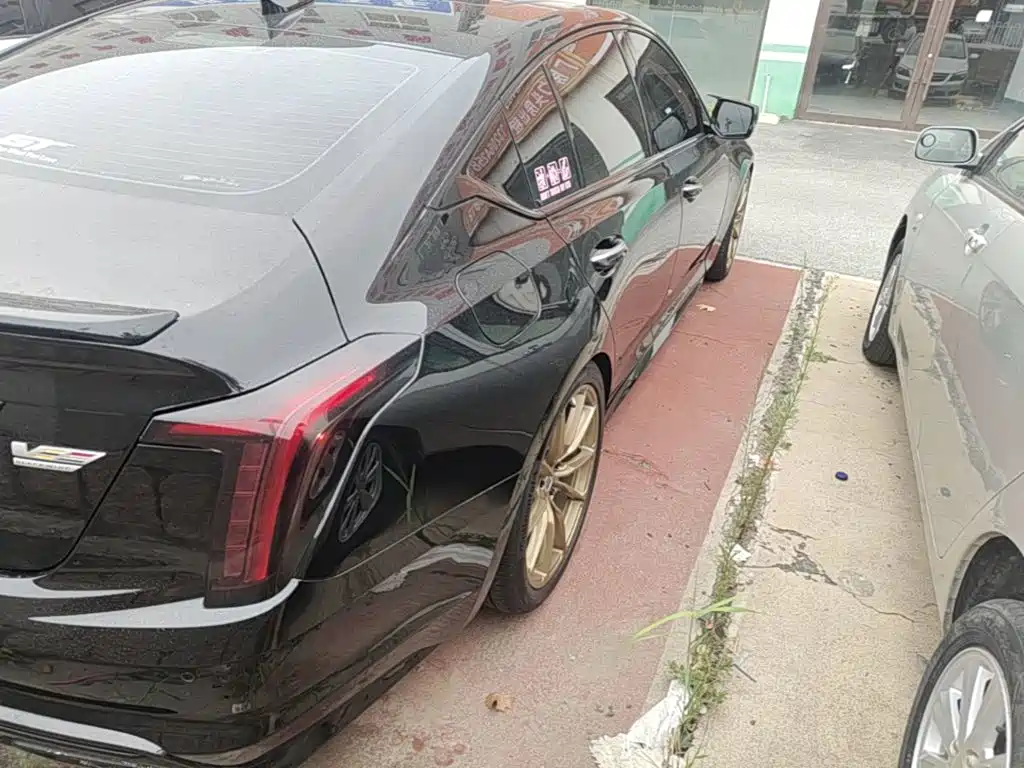 Cadillac CT5 — миниатюра 8