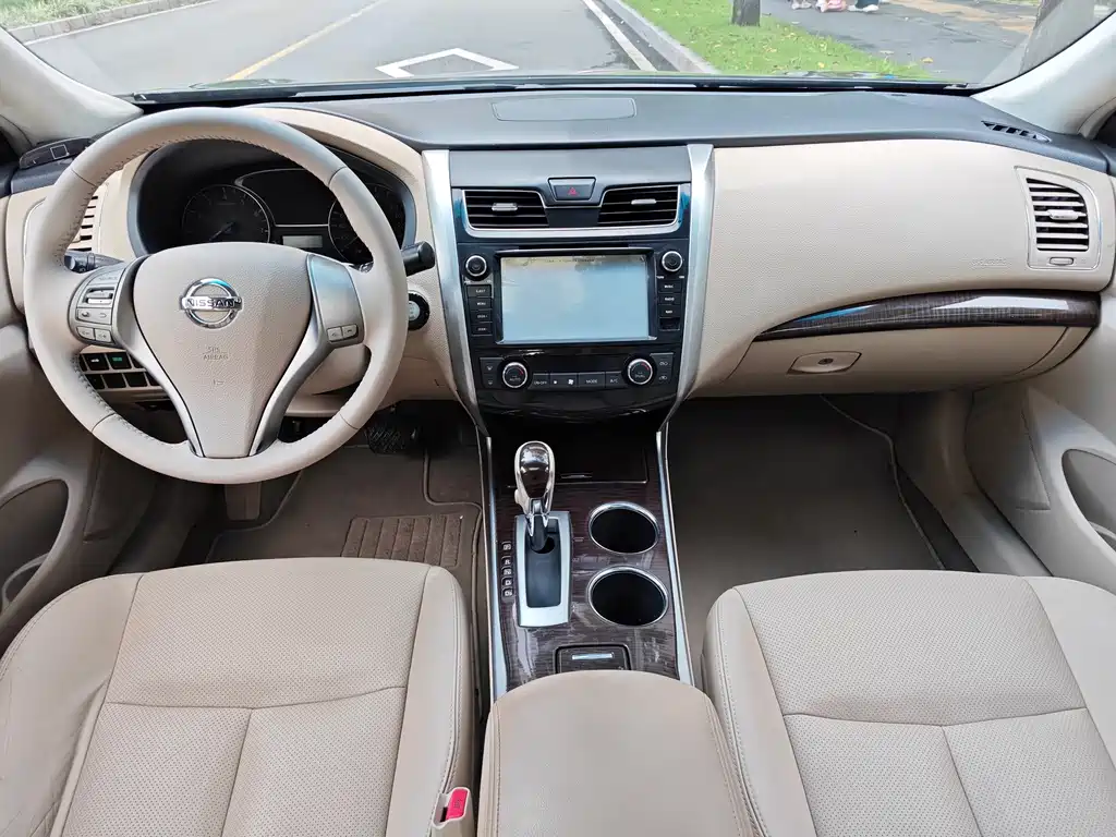 Nissan Teana — миниатюра 6