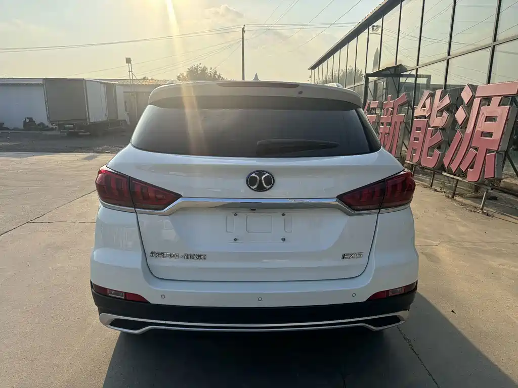 BAIC EX5 — миниатюра 12