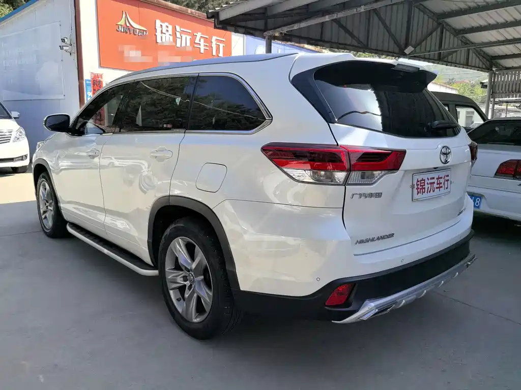 Toyota Highlander — миниатюра 9