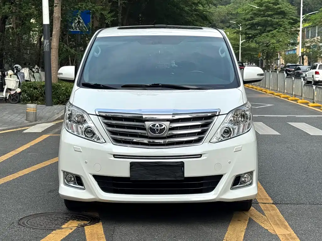 Toyota Alphard 2012 3.5L Luxury