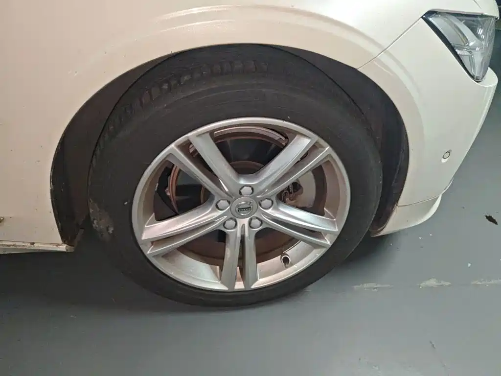 Volvo S90 — миниатюра 8