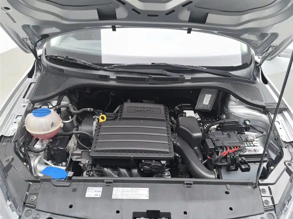 Volkswagen Jetta 2013 1.6L AT Comfort
