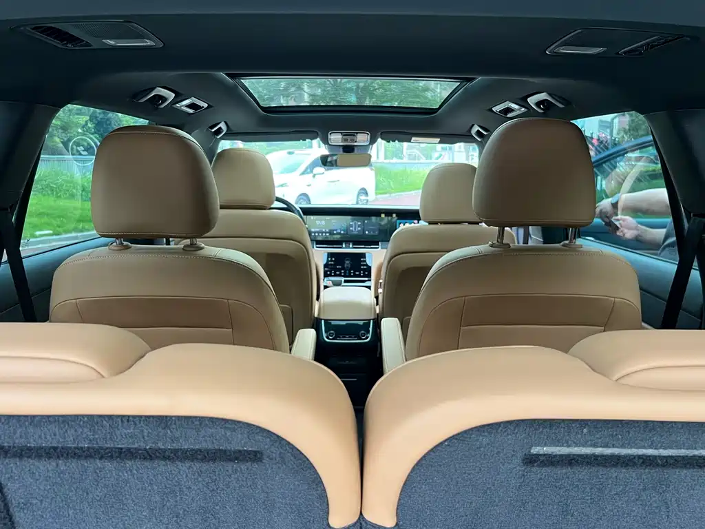 Li Auto Li ONE — миниатюра 16