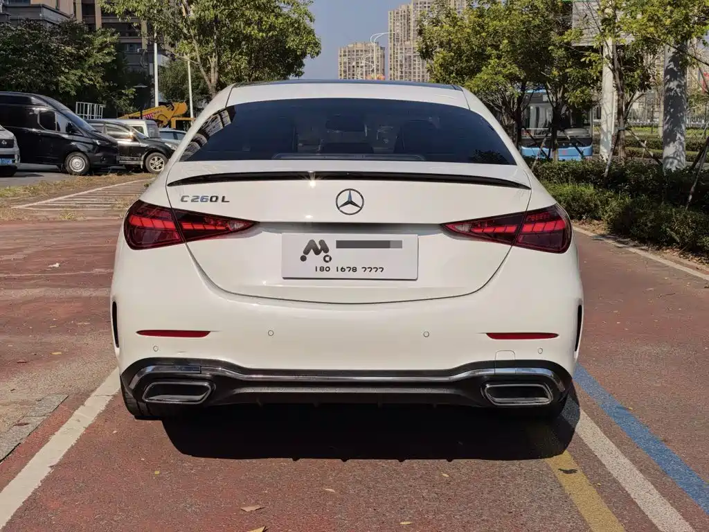 Mercedes-Benz C-Class — миниатюра 4