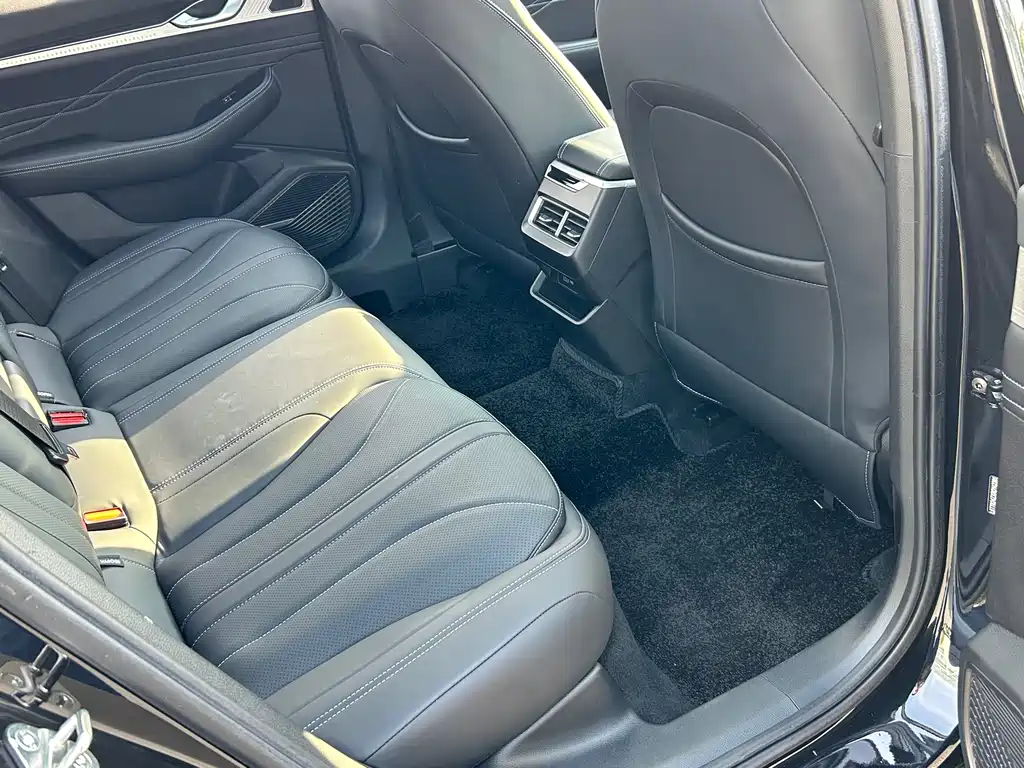 Geely Xingrui — миниатюра 16